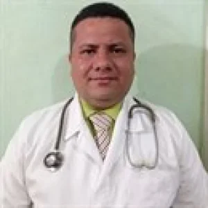 Dr: Marvin Castro
